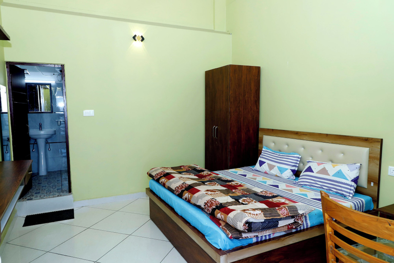 Room 4, HOTEL ALMORA INN, Almora