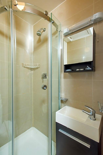 Bathroom 3, St Joseph Hotel, London