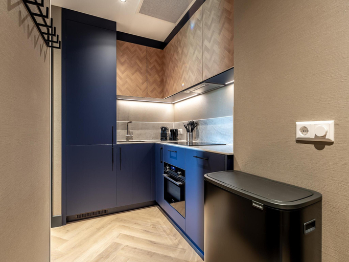 5, stylish 2-bedroom apartment in Delft., Delft