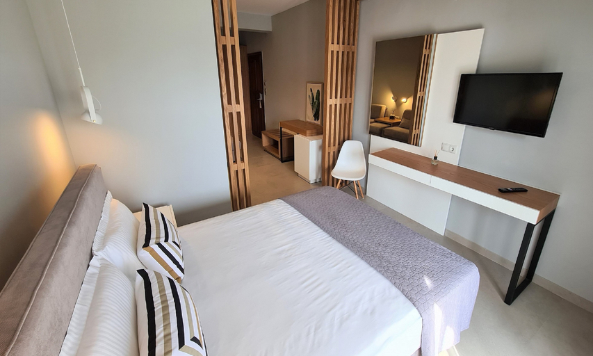 Bedroom 3, Palladium Hotel, Central Macedonia