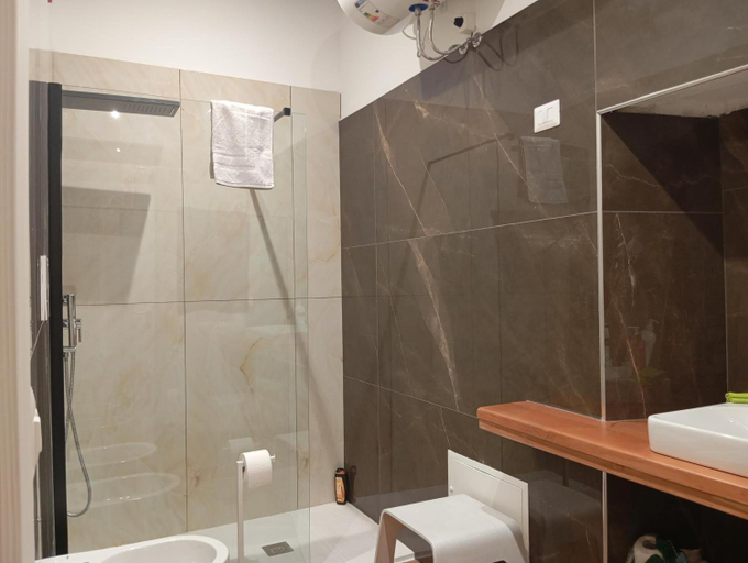 Bathroom 3, BB Il Palazzo Cirella, Cosenza