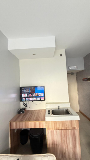 Others 5, Urban Deca Edsa Tower, Mandaluyong