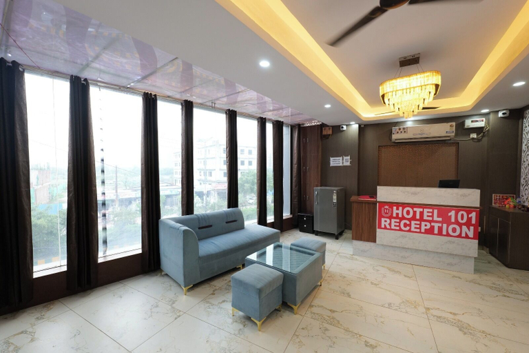 Lobby 1, Hotel 101, Gautam Buddha Nagar