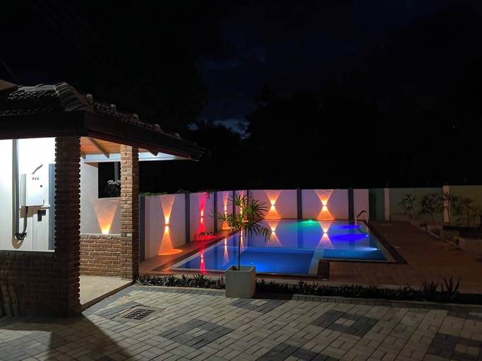 Pool 4, The 47 Udawalawe, Embilipitiya