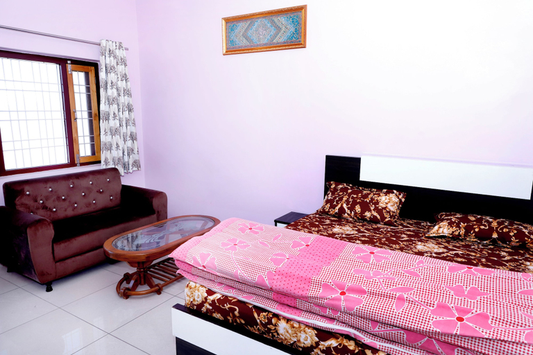 Room 3, HOTEL ALMORA INN, Almora