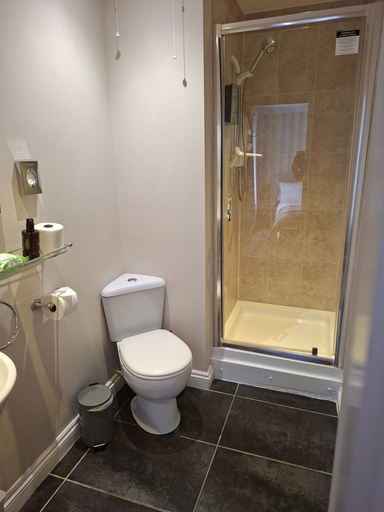 Bathroom 4, The Abbey, Gloucestershire