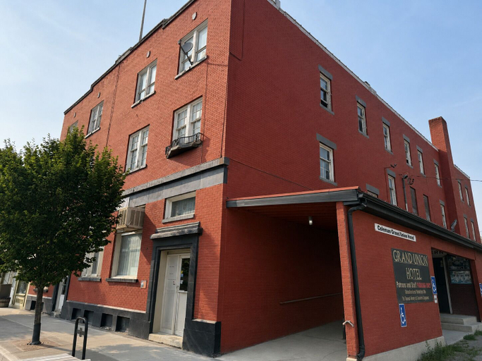 Exterior 3, Grand Union Hotel, Division No. 15