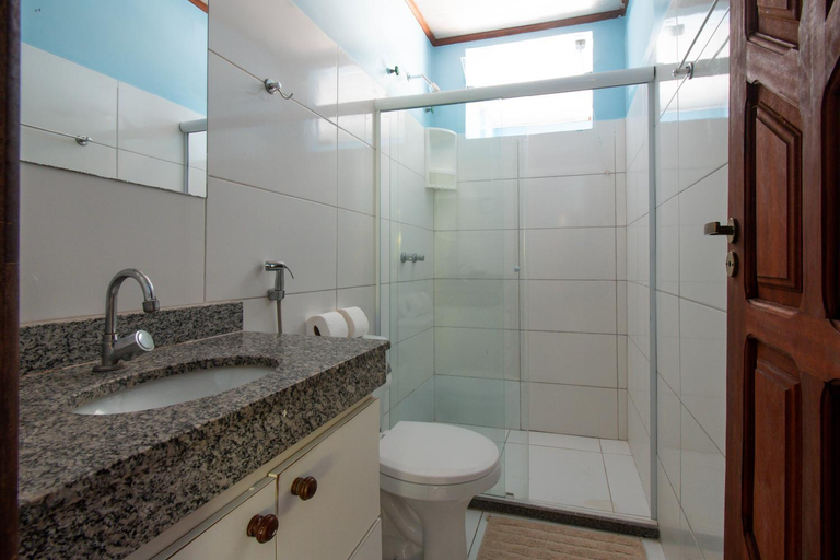 Bathroom 4, Hotel do Pescador, Cairu