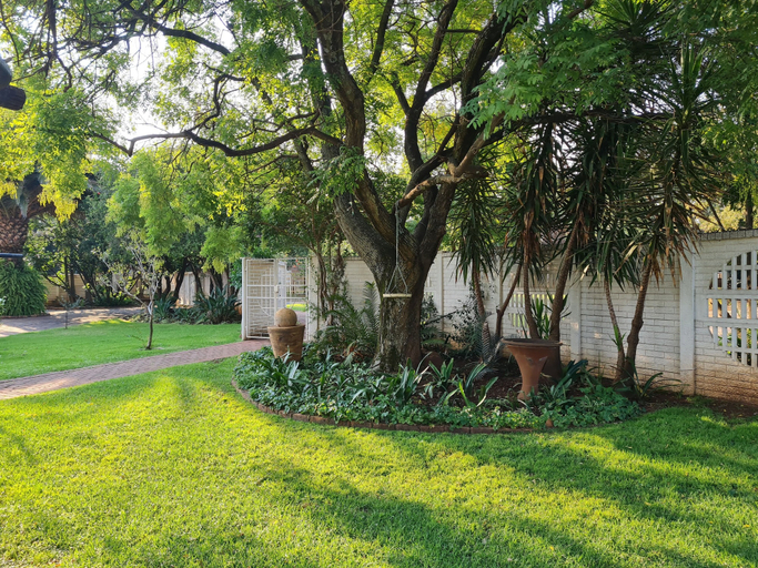 Others 5, Huis Afrika, Sedibeng