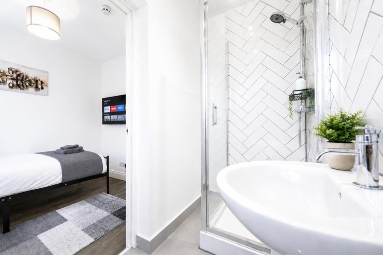 Bedroom, Sudbury heights Guest House, London