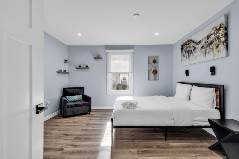 Room 3, Charlotte Luxury Homes, Mecklenburg