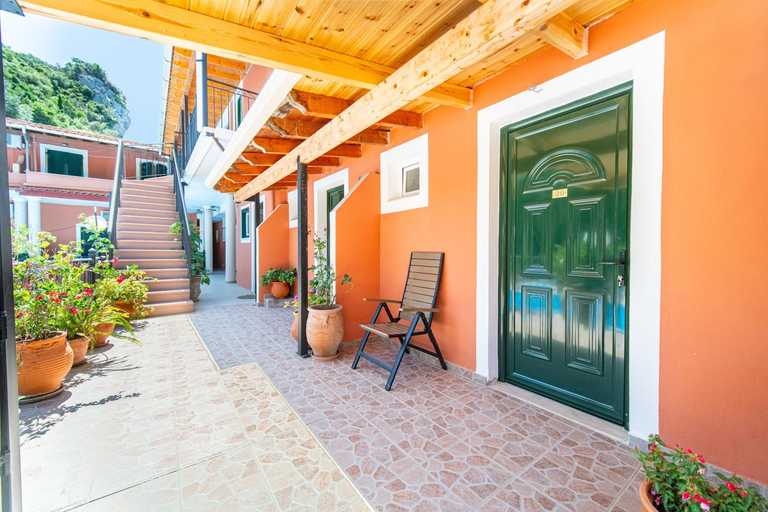 Others 5, Arianna Deluxe Studio 20, Ionian Islands