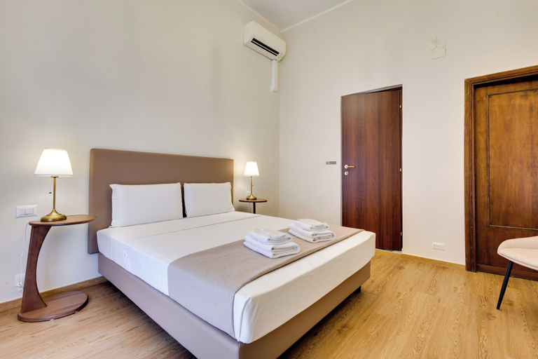 Room 5, Domus Palermo, Roma