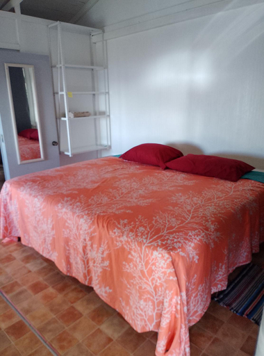 Bedroom, Palm lodge Faaa