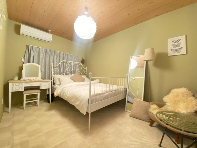Bedroom 1, 関空直通、アクセス便利、通天閣近く、林林の民宿9119, Osaka