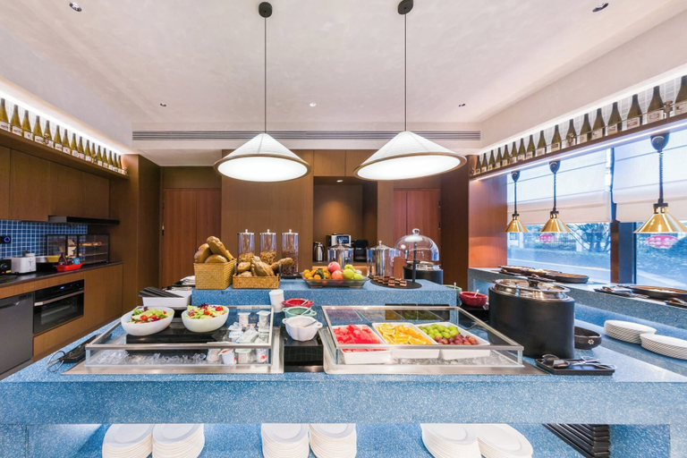 Food & Drinks 4, Shanghai Xujiahui Grow Suisse Place Apartment Hotel, Shanghai