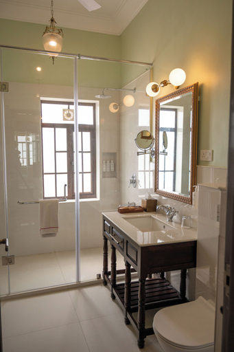 Bathroom 4, Daspan House, Jodhpur