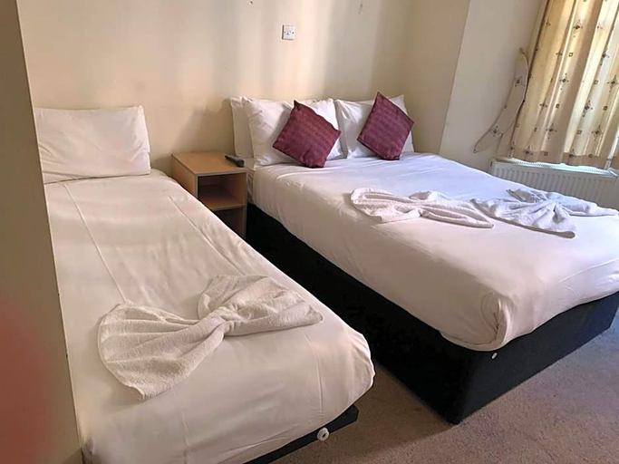Bedroom 2, St Joseph Hotel, London