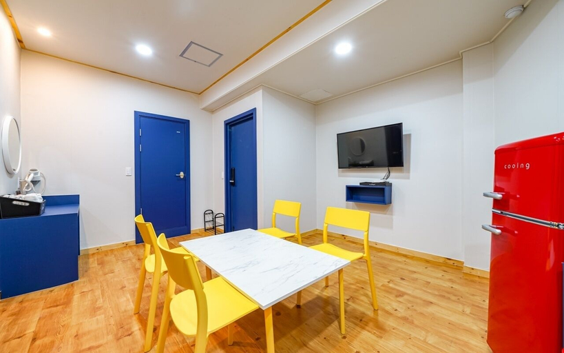 Others 5, Oops Hotel, Suyeong