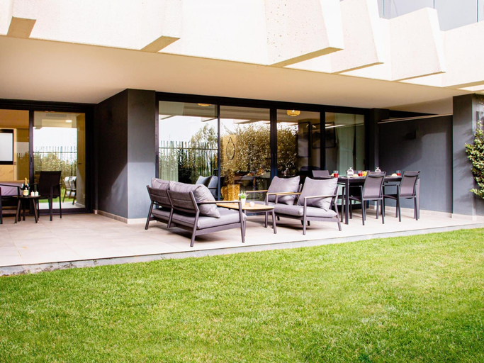 Room 4, Oasis 325 3 2 1D, Málaga