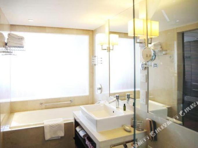 Bathroom 5, Jinglun Hotel Beijing, Beijing
