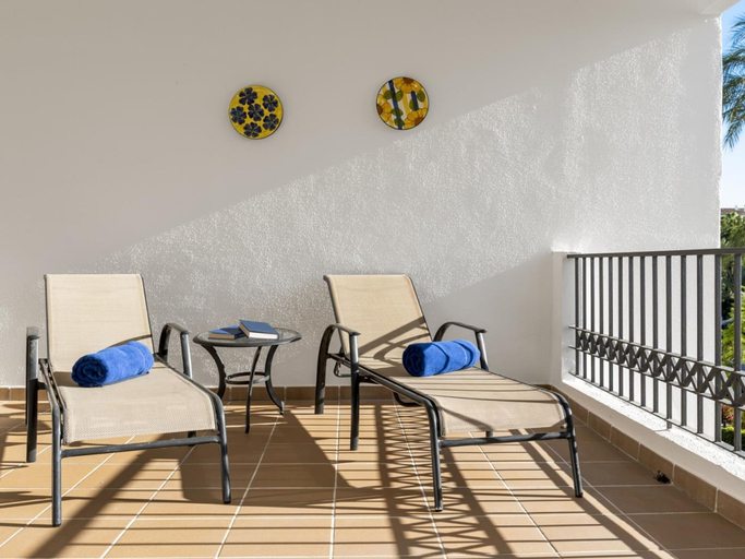 Room 4, Medina Garden 221, Málaga