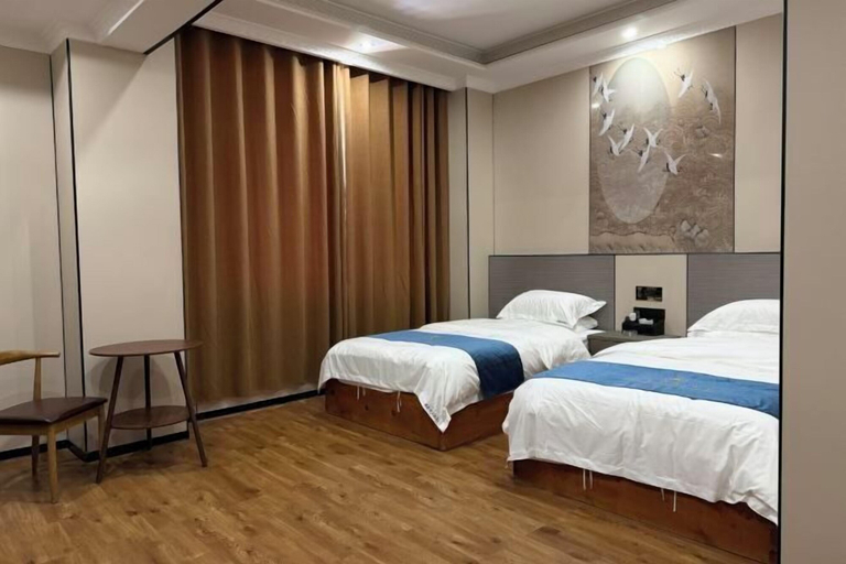 Room 4, Zangting Yushang Hotel, Ngawa Tibetan and Qiang