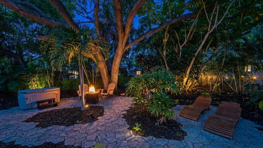 Primary image, Hemingway Hideaway 2 Bedroom Home, Sarasota