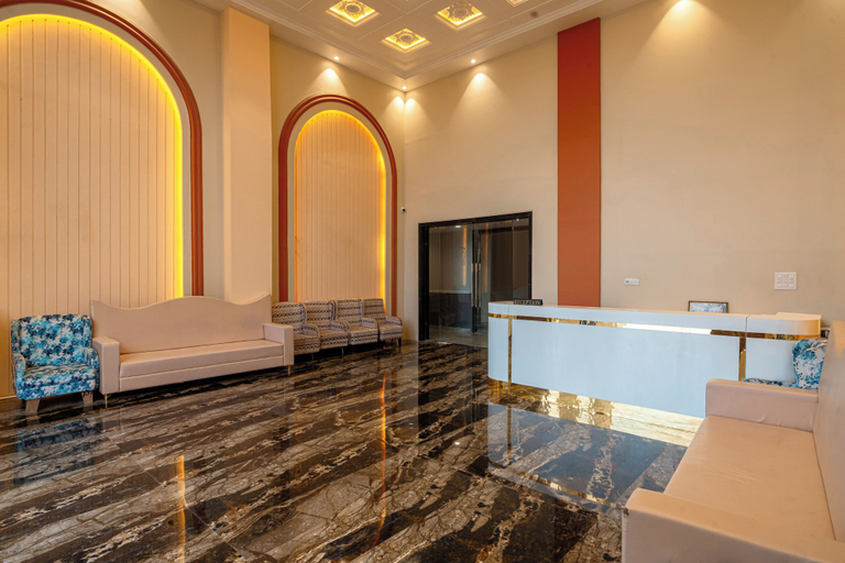 Reception 2, Shree Maa Vaishno Hotel & Resort, Ujjain