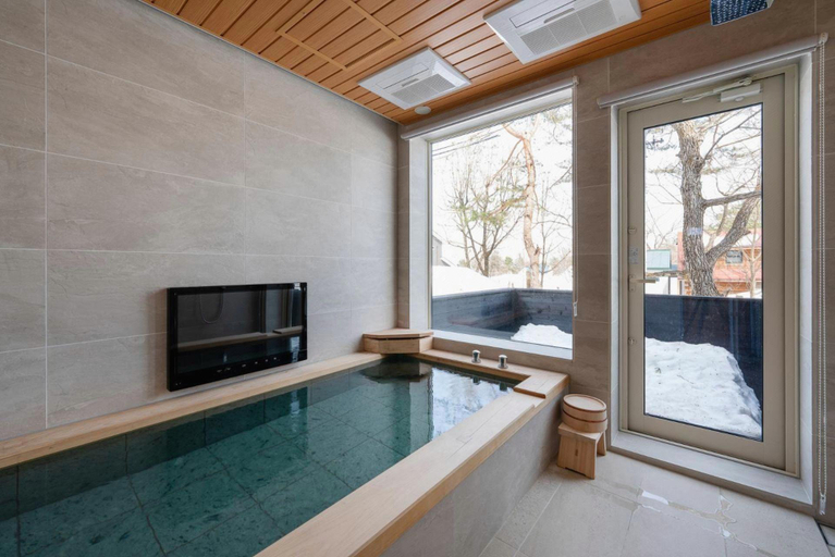Sport & Beauty 5, Silver Maple Chalet, Hakuba
