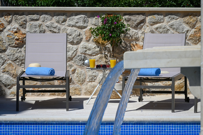 Sport & Beauty 2, Casa Laurea, Pojezerje