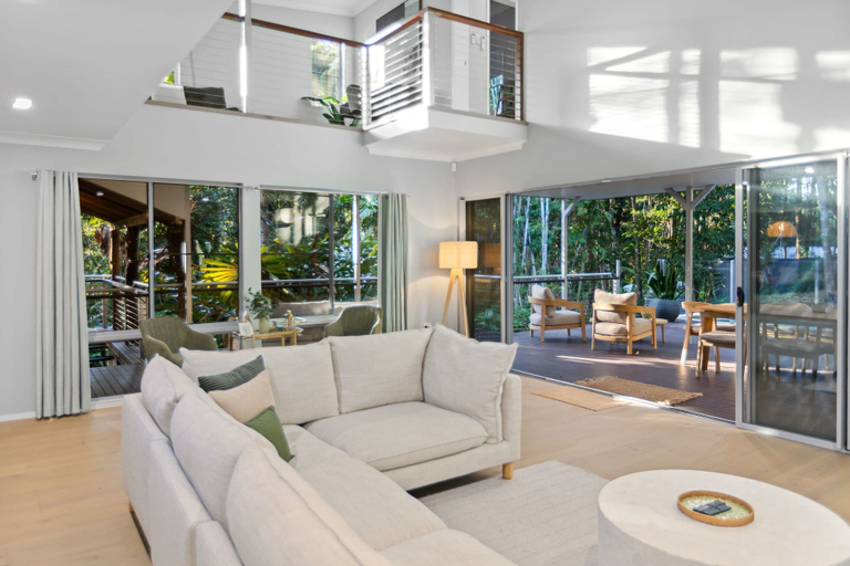 Room 2, Retreat - Rainforest Pool Firepit, Mareeba