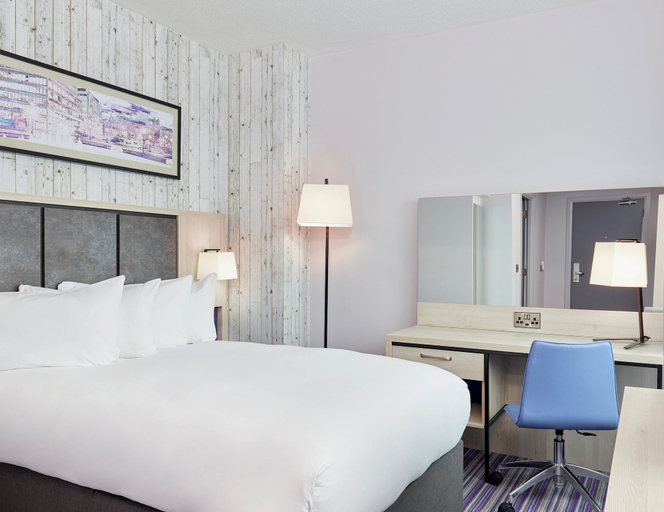 Bedroom 4, Leonardo Hotel Sheffield, Sheffield