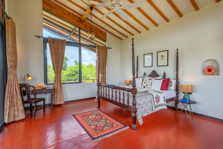 Room 3, Satori Mulshi, Pune