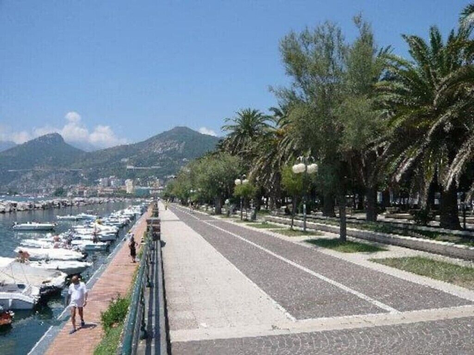 Marina, Dreamora Charme & Relax Salerno, Salerno