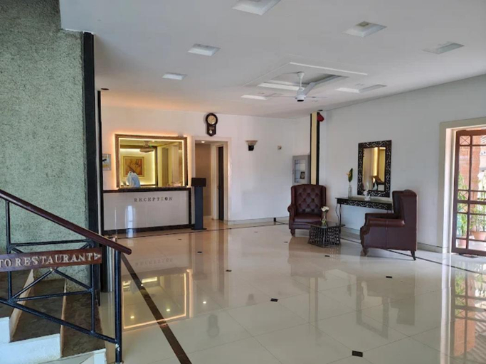 Others 4, The Pagoda Hotel, Ratnagiri