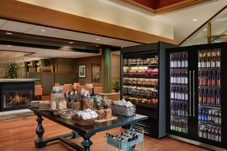 Food & Drinks 5, Doubletree Hotel Seattle Airport, SeaTac