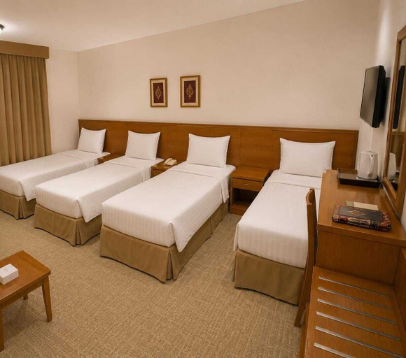 Room 3, Asmaa Altayseer, Makkah