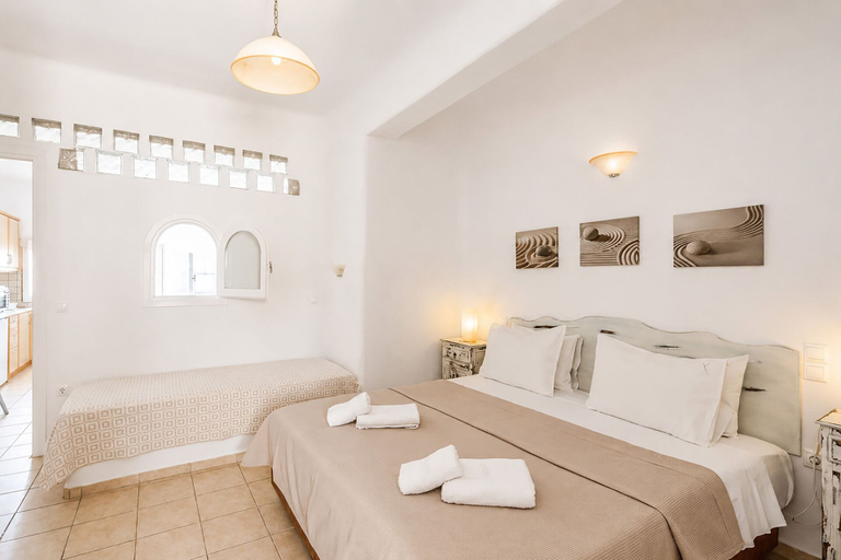 Bedroom 5, Yakinthos Residence, South Aegean
