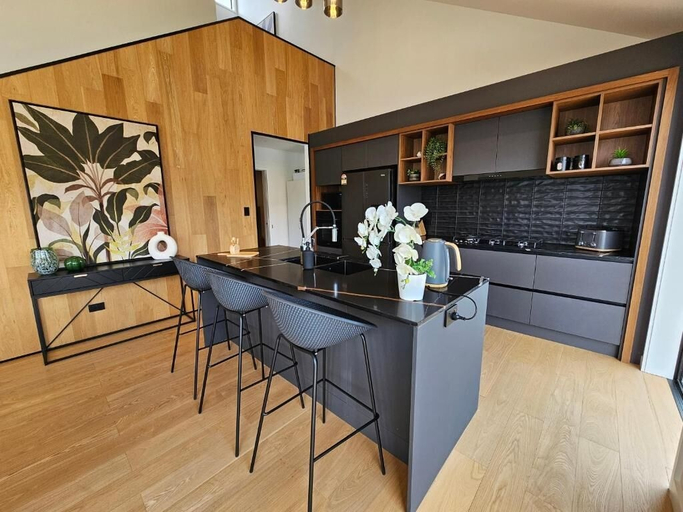 Private kitchen 3, Elia's House, Queenstown-Lakes