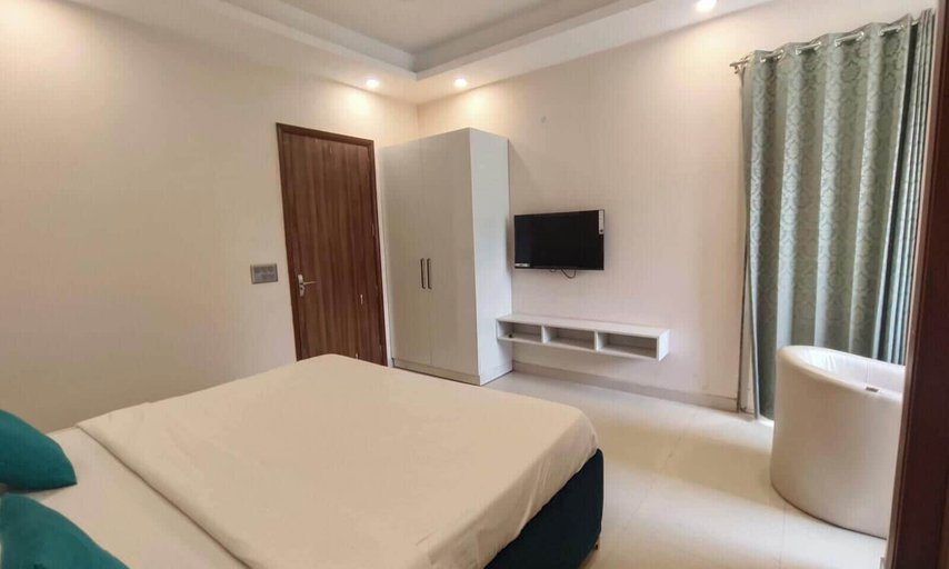 Room 3, Tipsyy Inn Suites 024, Gurgaon