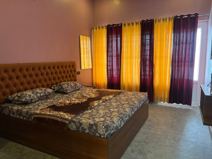 Room 4, Joe Homestay, Dindigul
