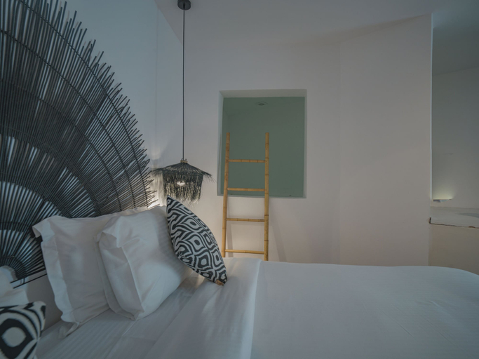 Bedroom 4, Anemos Imerovigli Suites, South Aegean