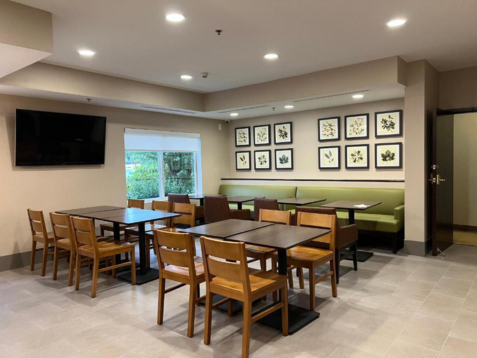 Food & Drinks 3, Country Inn & Suites Radisson Lsu/Medical Corridor, East Baton Rouge