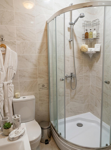 Bathroom 4, Liman Boutique Hotel, Baku