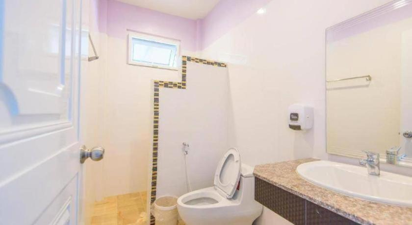 Bathroom, Hadtuen Kluensuay Resort , Tha Mai