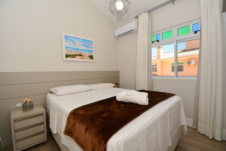 Room 4, Casa Elegante a 100 metros do Mar, Governador Celso Ramos