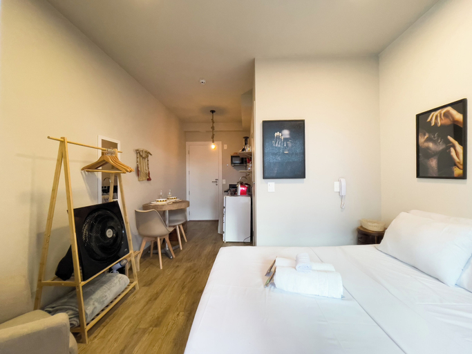 Room 2, Botaní, São Paulo