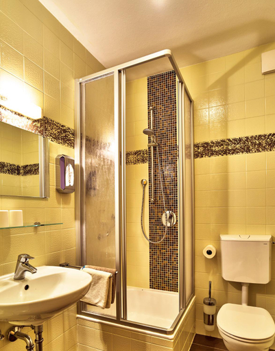 Bathroom, Rehwinkel, Regen