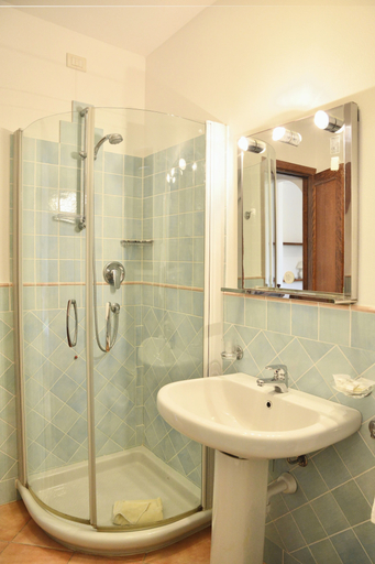 Bathroom 4, Residence in Palau just 600 mt from the sea, Olbia-Tempio